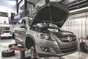 Тигуан в автотехцентре 