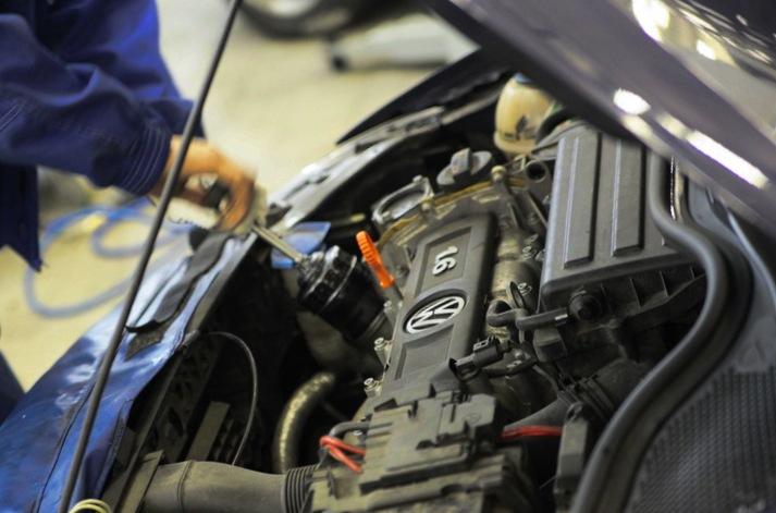 демонтаж масляного фильтра