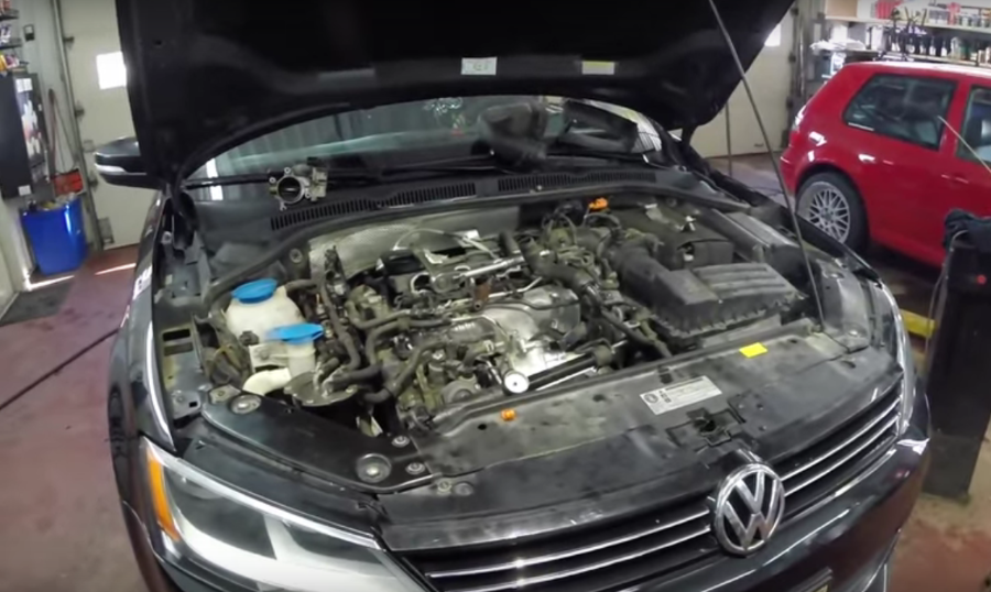 Фольксваген Джетта на СТО