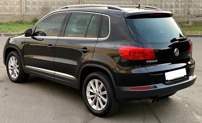 черный Тигуан