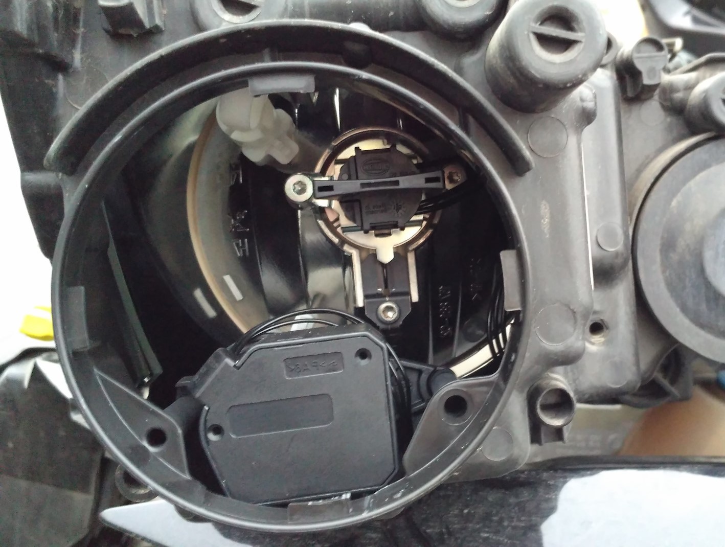 замена ламп ближнего света