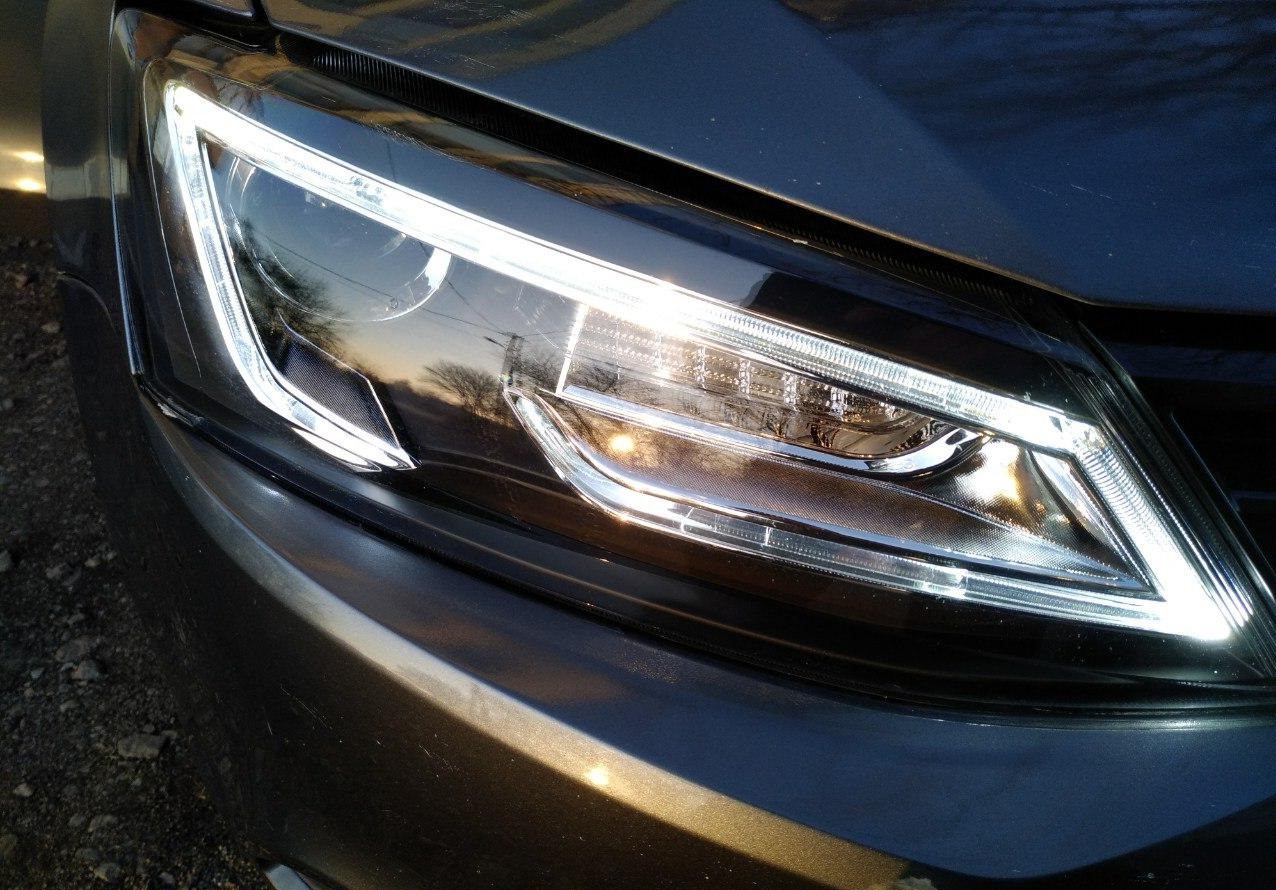 фара Фольксваген Джетта