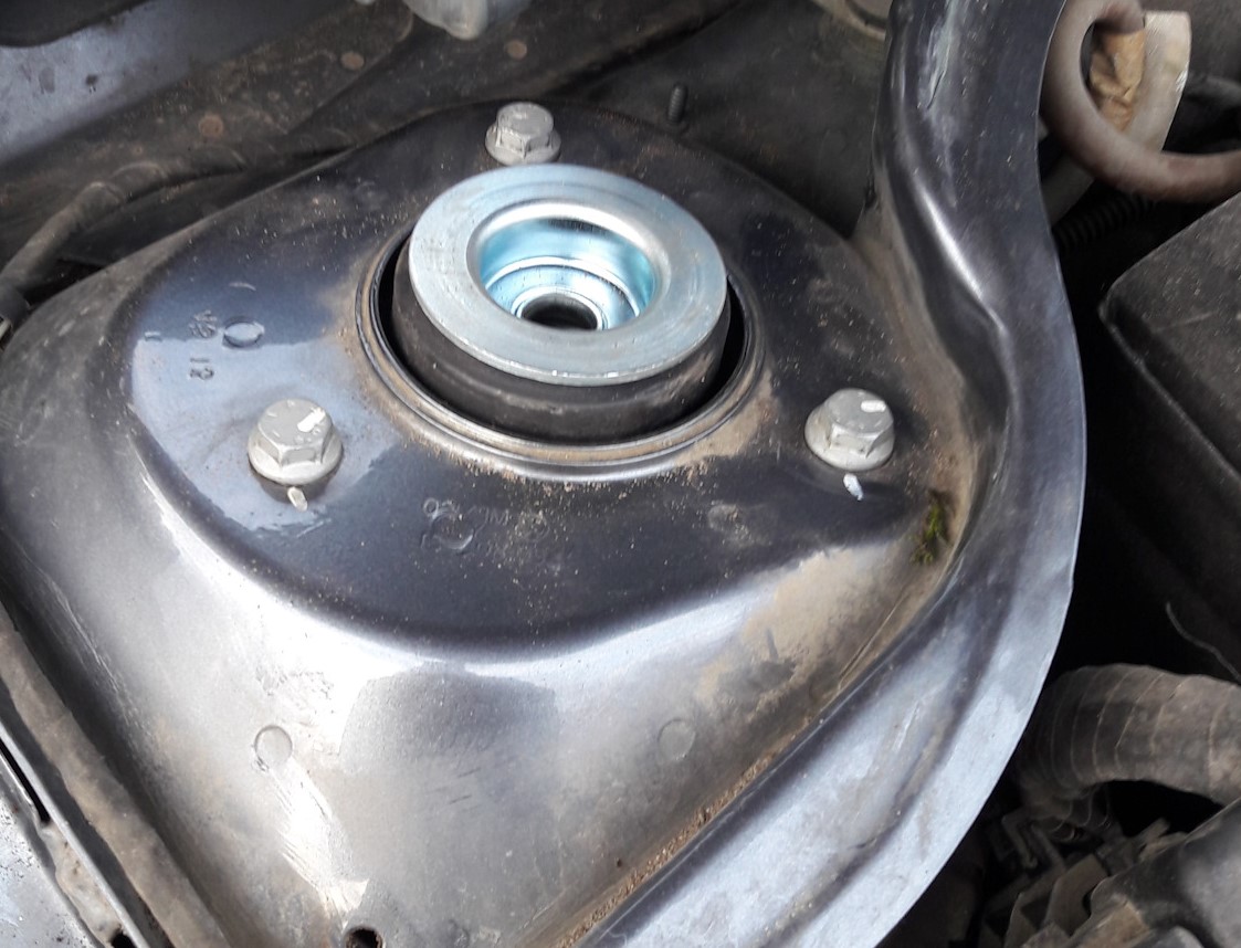 замена опорного подшипника на Фольксваген Джетта