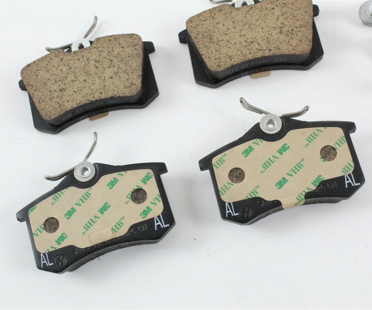 задние тормозные колодоки