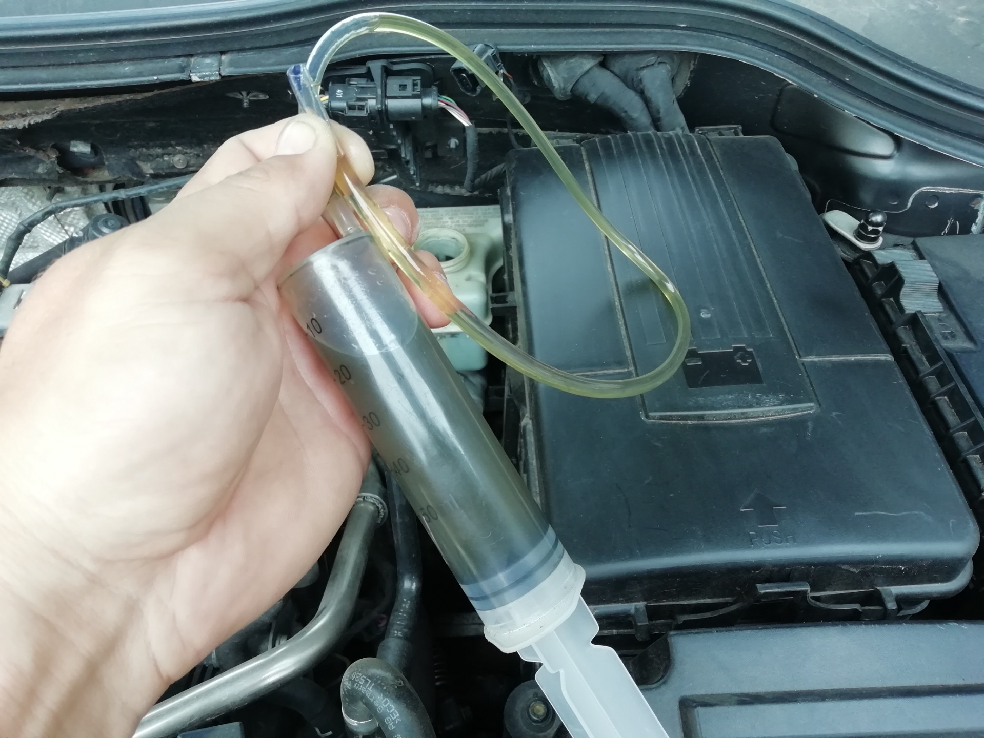 замена тормозной жидкости фольксваген пассат б6