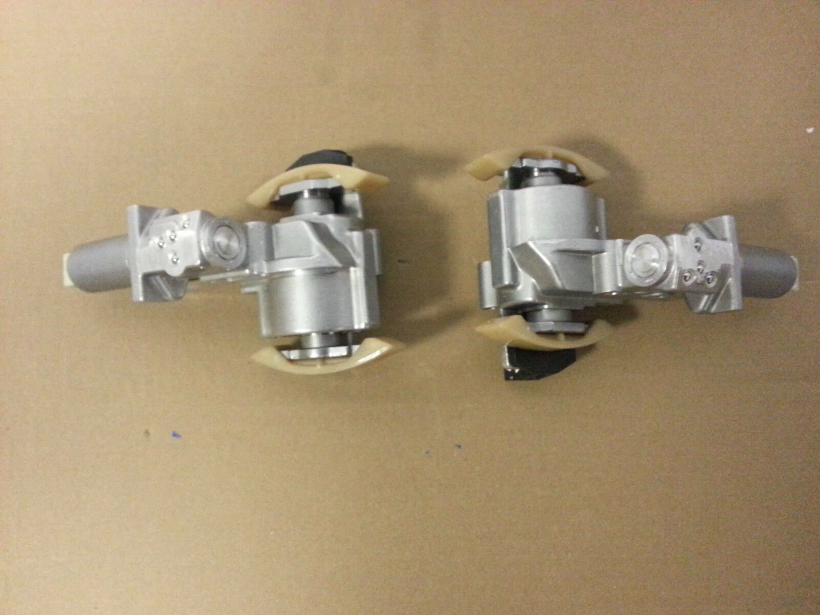 натяжители