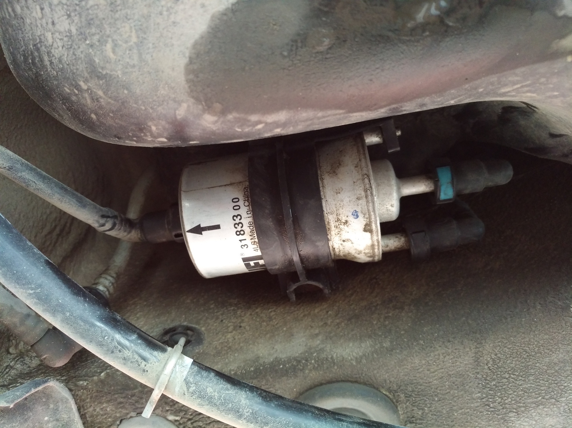 замена топливного фильтра поло седан