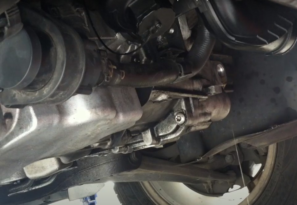 Замена масла в МКПП Фольксваген Пассат