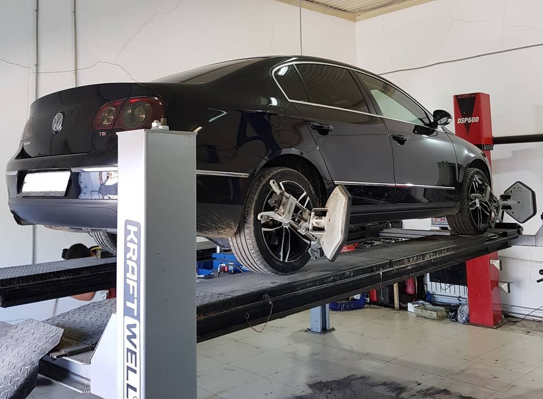 Пассат в сервисе