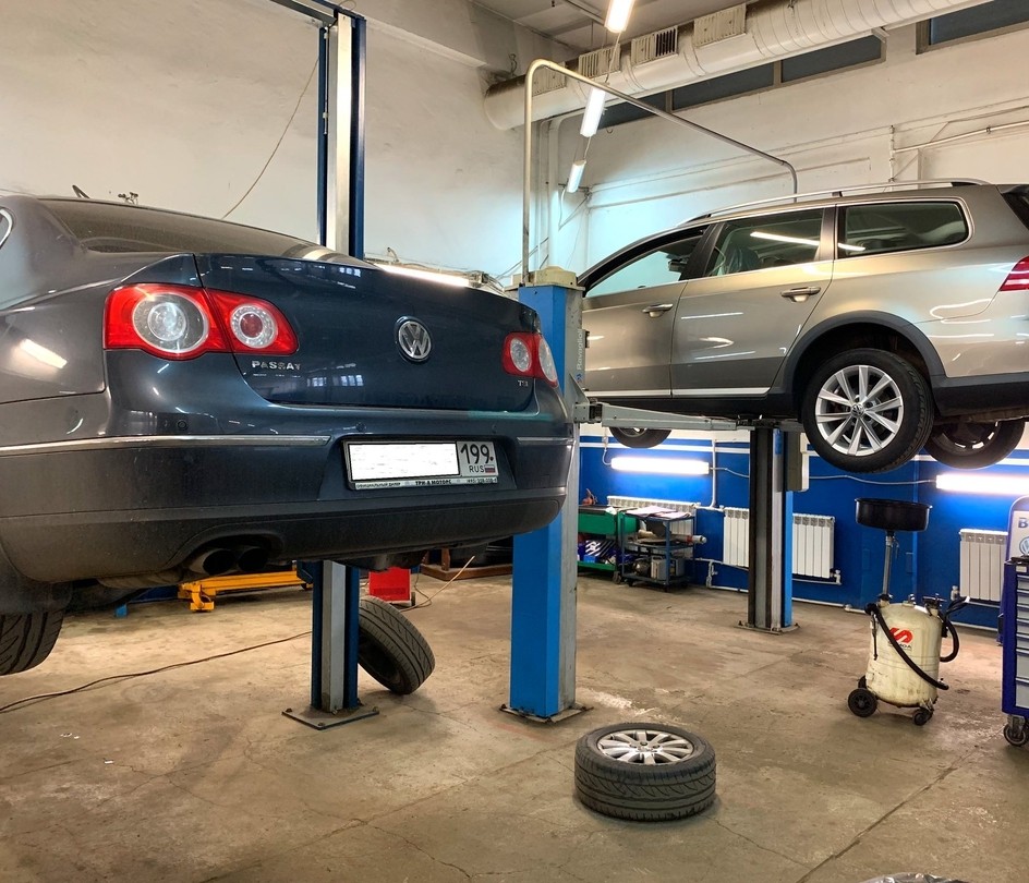 Фольксваген Пассат в сервисе