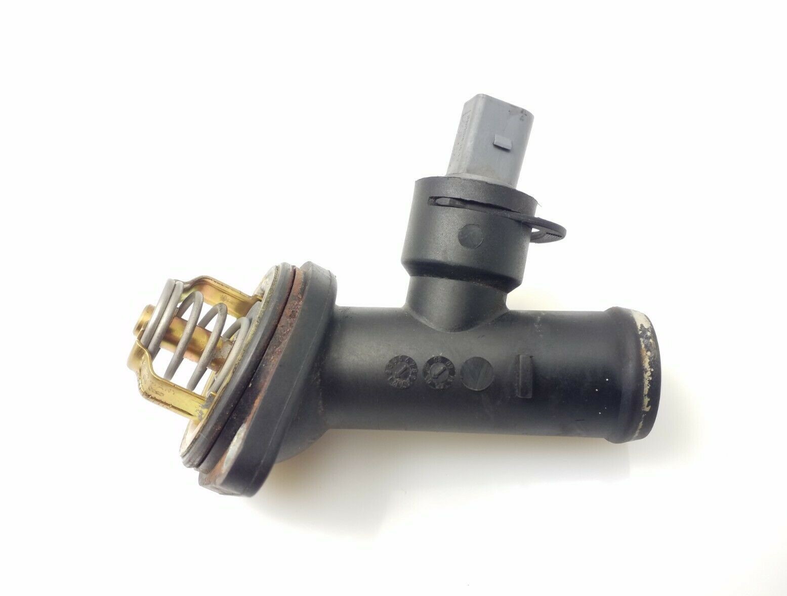 термостат в корпусе Фольксваген