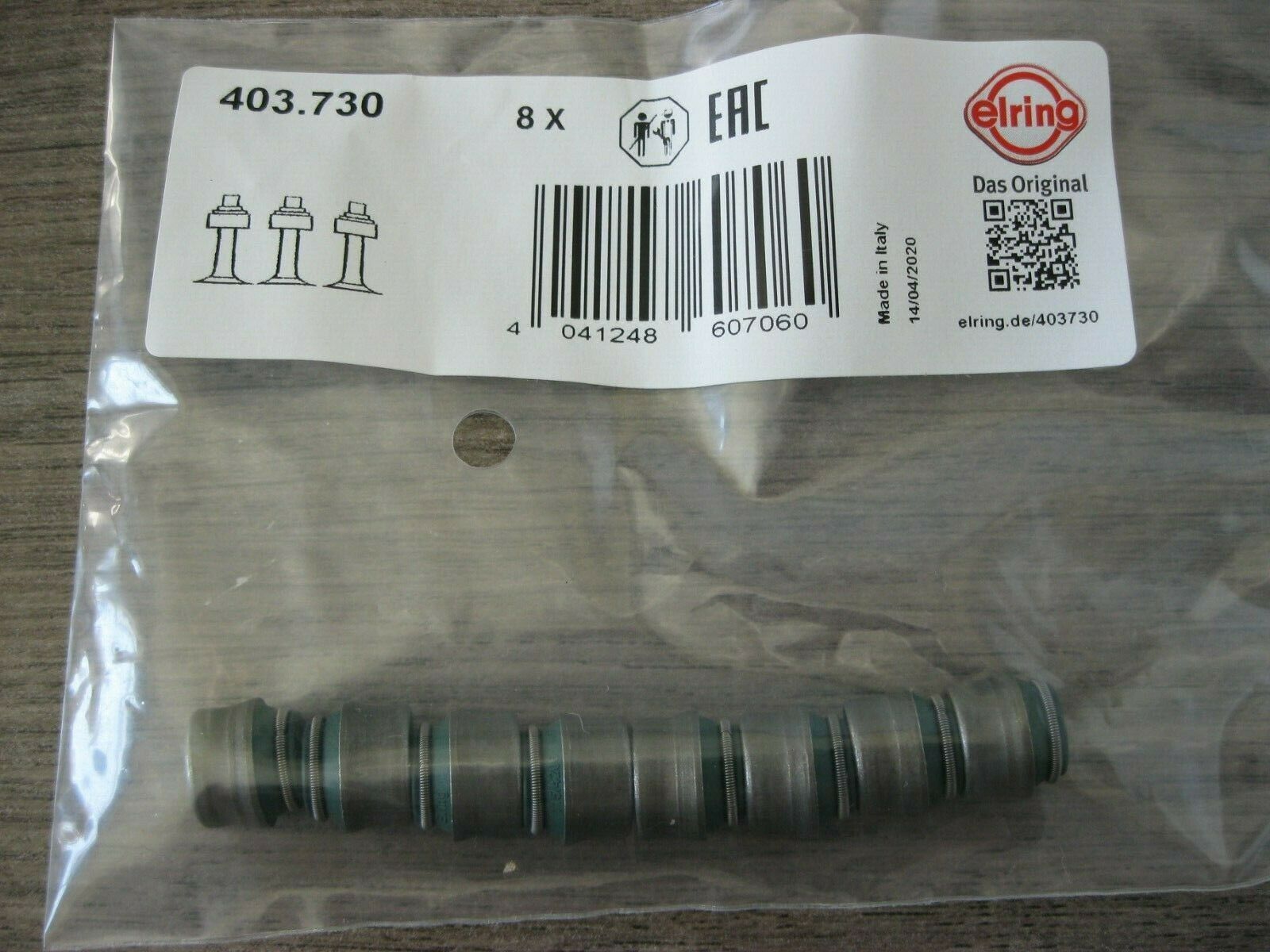 набор новых маслосъемных колпачков