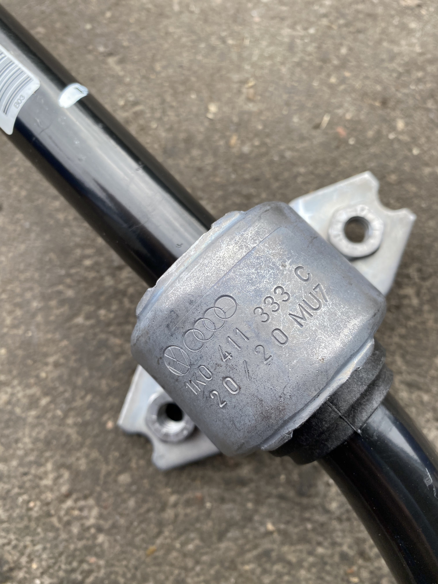 передний стабилизатор Фольксваген Тигуан оригинал