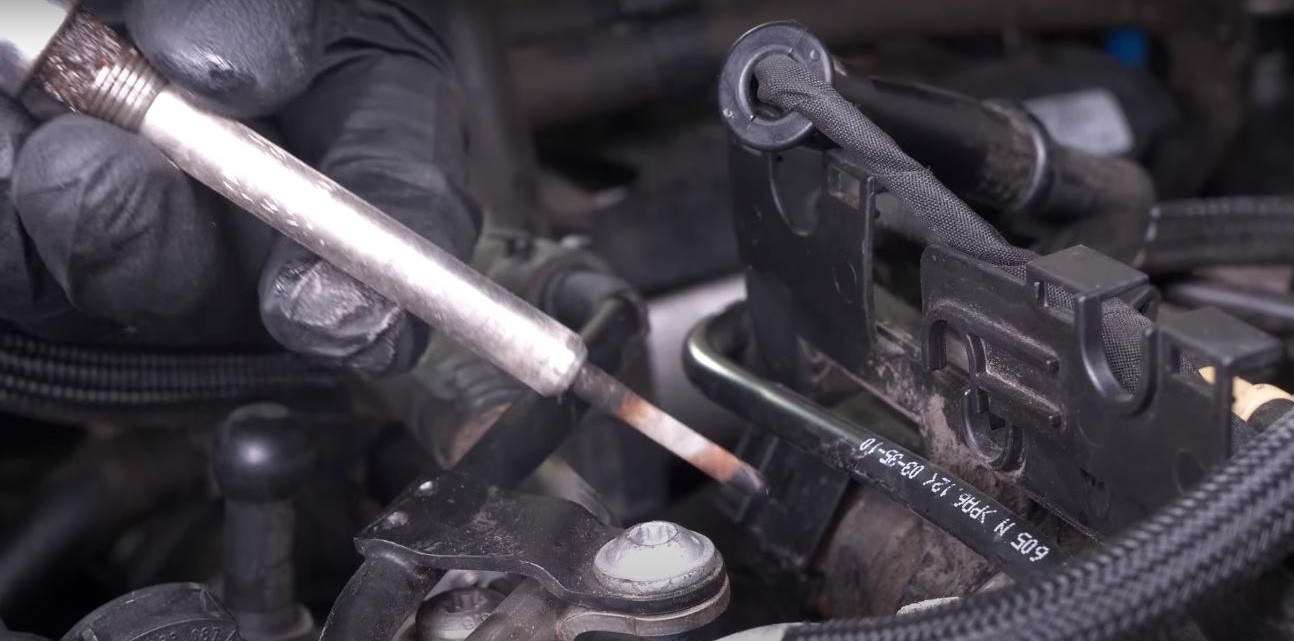 Замена свечей накала Фольксваген Тигуан