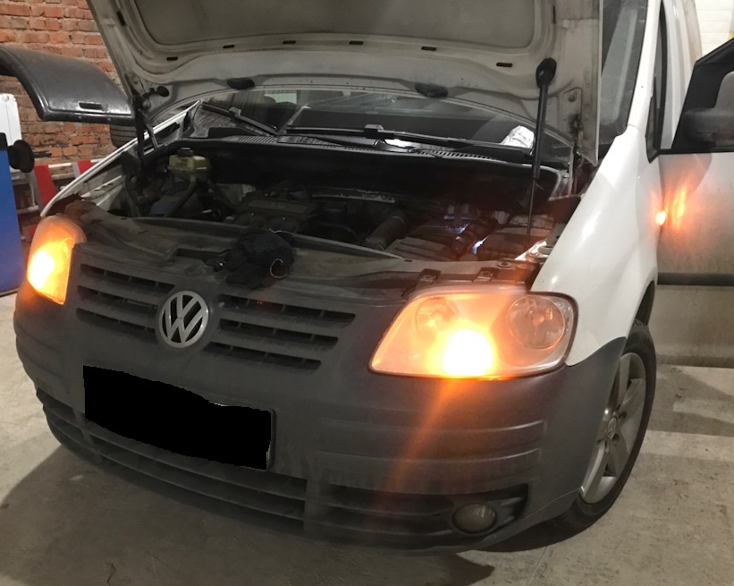 Фольксваген Кадди перед заменой генератора