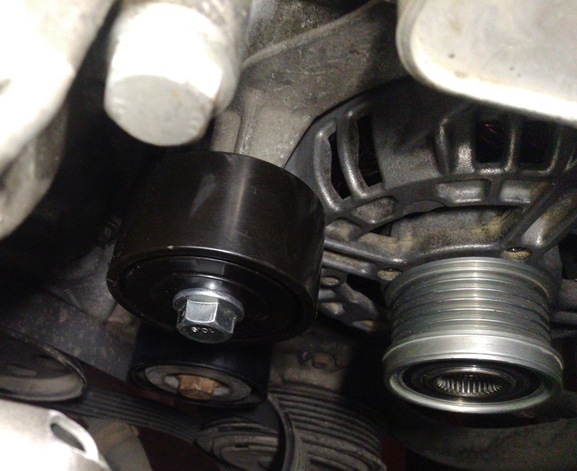 Замена генератора Фольксваген Кадди