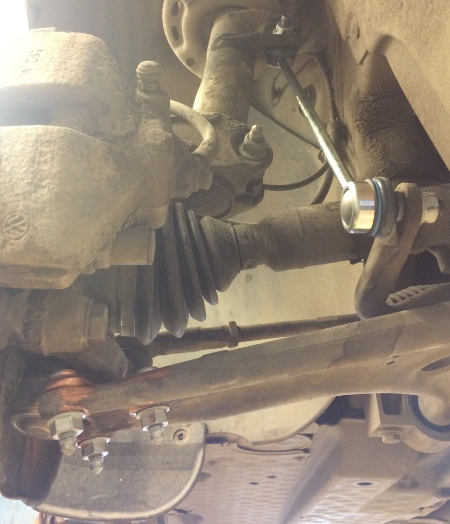 Замена шаровых опор Фольксваген Туран