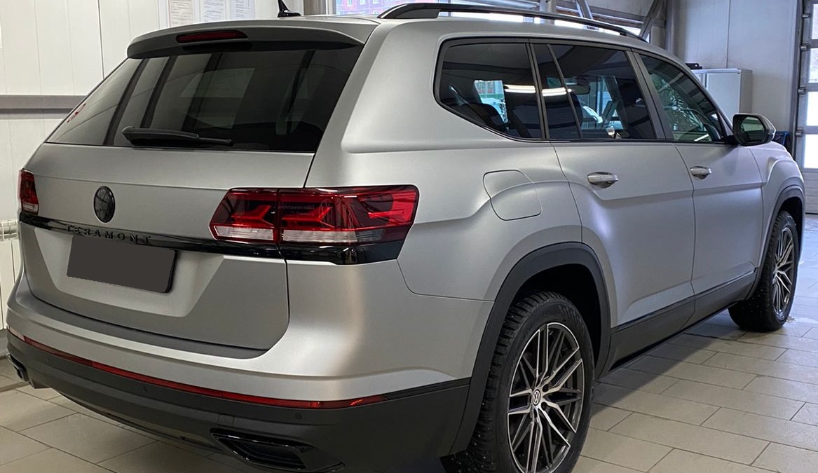 Фольксваген Терамонт готовится к замене лобового стекла