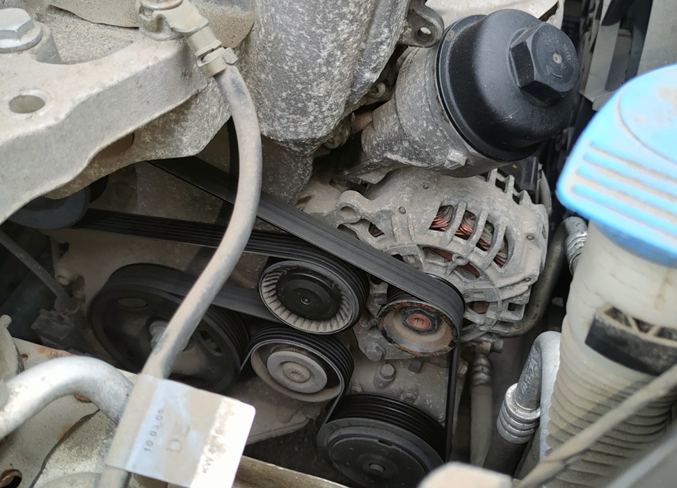 Замена ремня генератора Фольксваген Поло