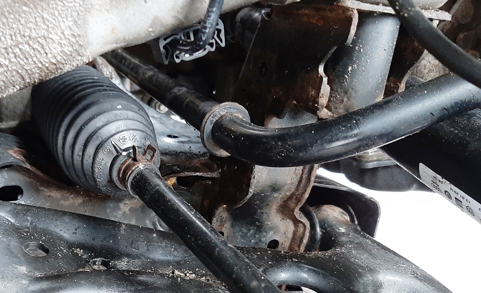 Замена втулок стабилизатора Фольксваген Поло