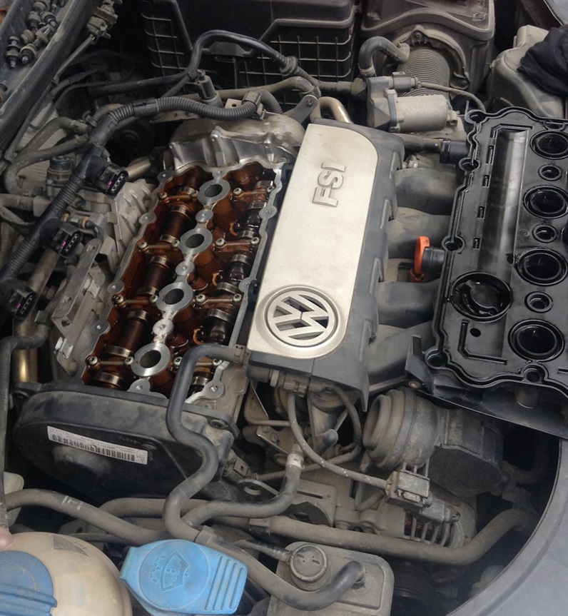 Замена прокладки клапанной крышки Фольксваген Поло седан