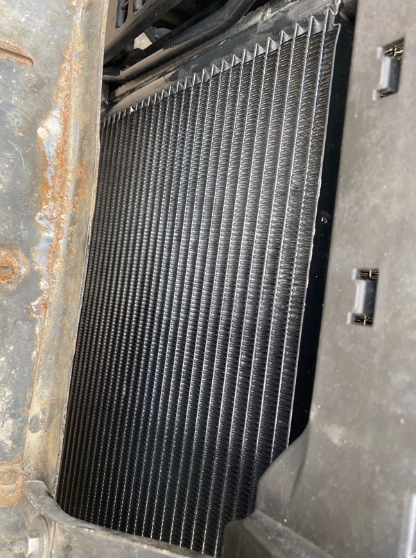 Замена радиатора кондиционера Фольксваген Джетта