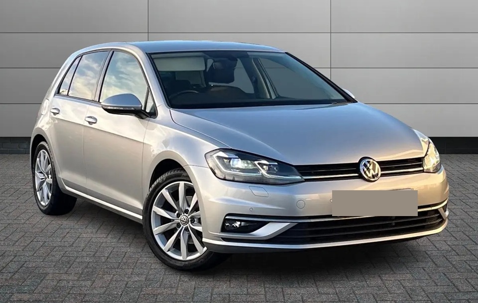 Фольксваген Гольф после замены мехатроника в автотехцентре