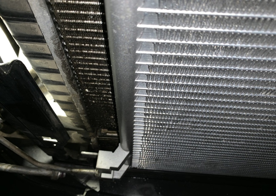 Замена радиатора кондиционера Фольксваген Гольф