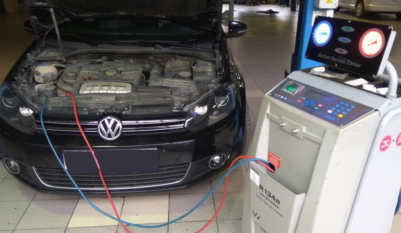 Заправка кондиционера Фольксваген Гольф