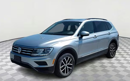 Фольксваген Тигуан после замены сайлентблоков подрамника в автотехцентре