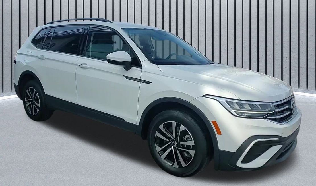 Фольксваген Тигуан после замены сальников рулевой рейки в автотехцентре