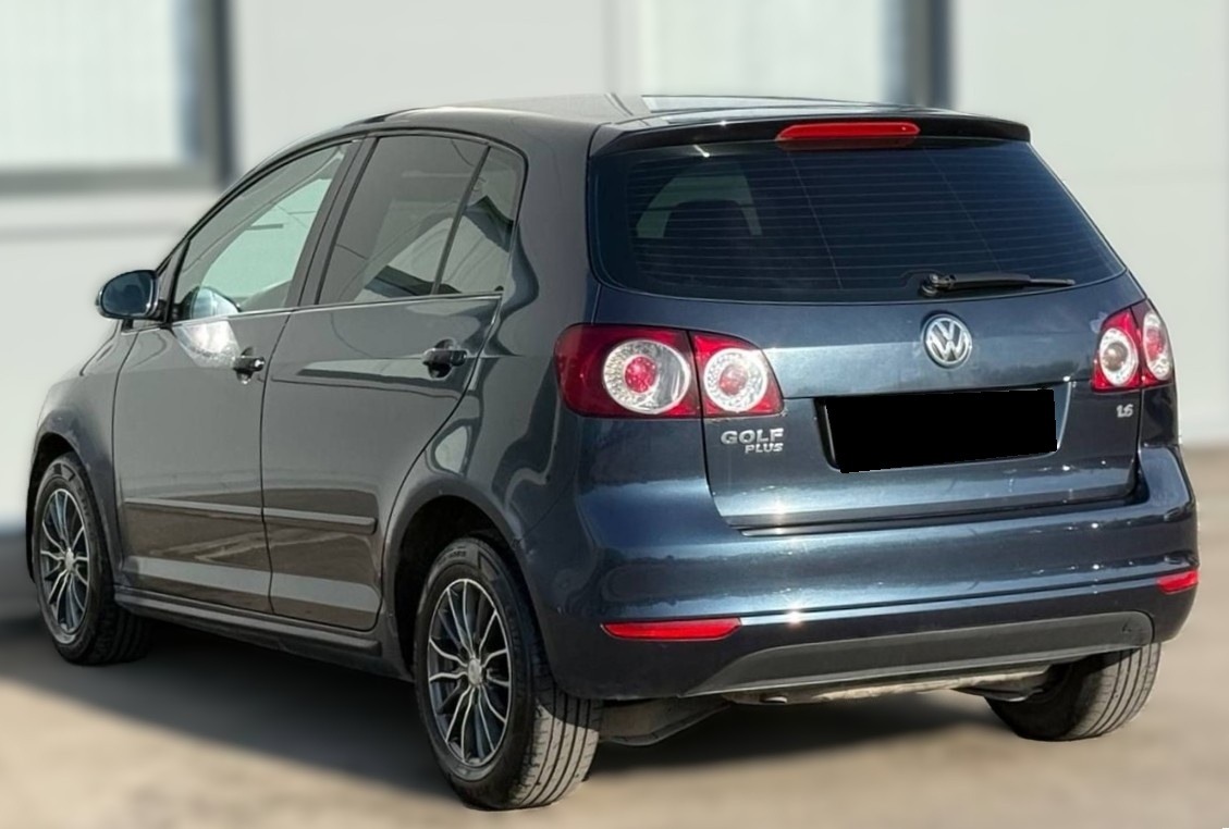 Фольксваген Гольф Плюс после замены бензонасоса в автотехцентре