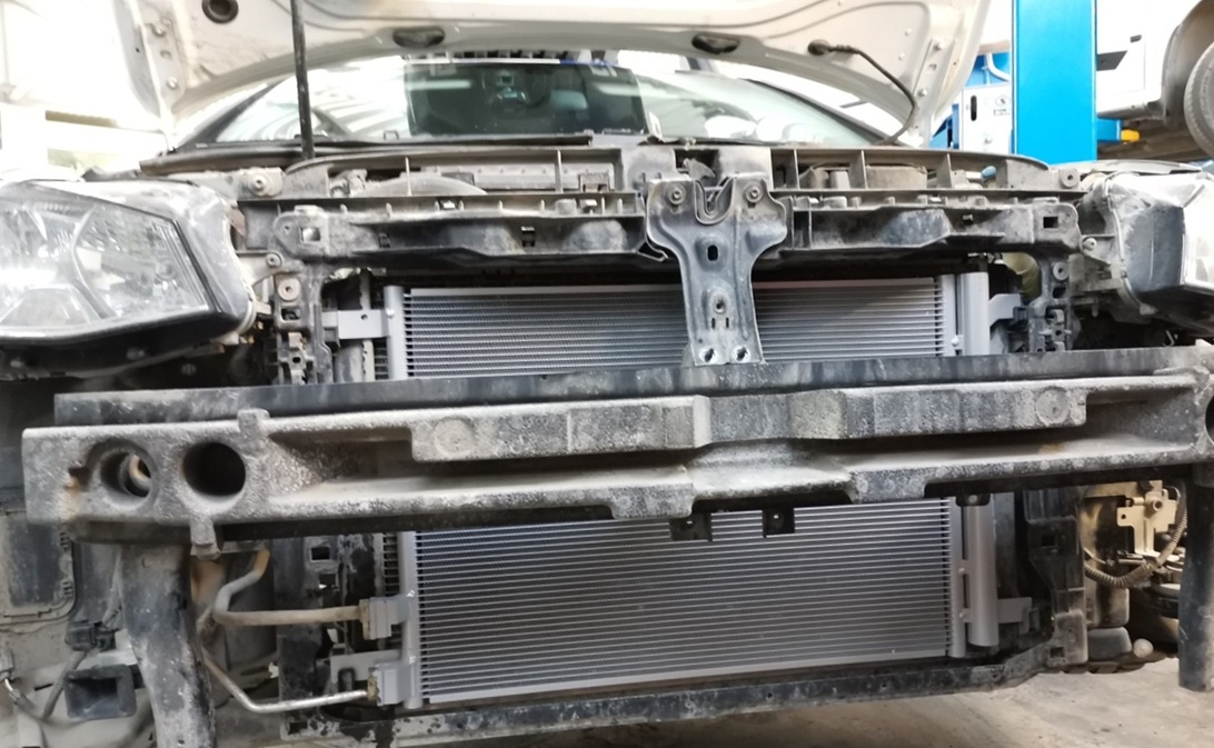 Замена радиатора кондиционера Фольксваген Гольф Плюс