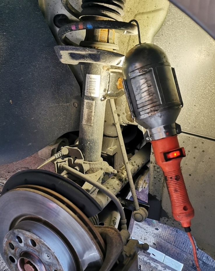 Замена стоек стабилизатора Фольксваген Гольф Плюс