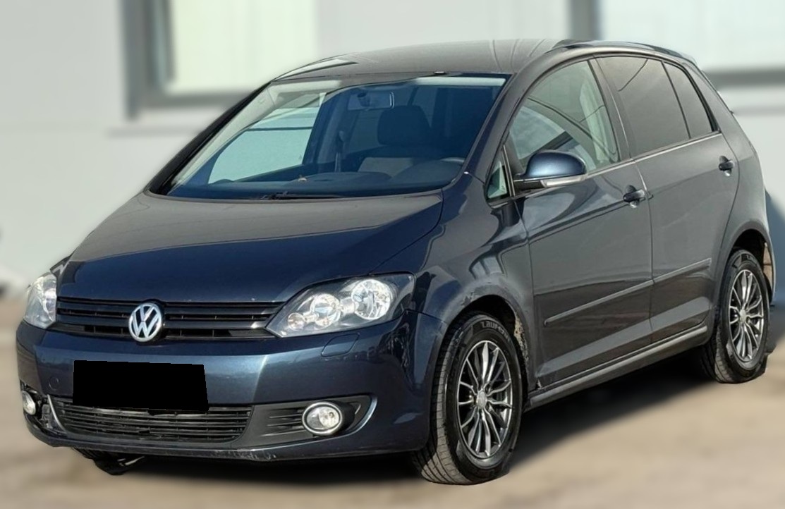 Фольксваген Гольф Плюс после замены топливного фильтра в автотехцентре