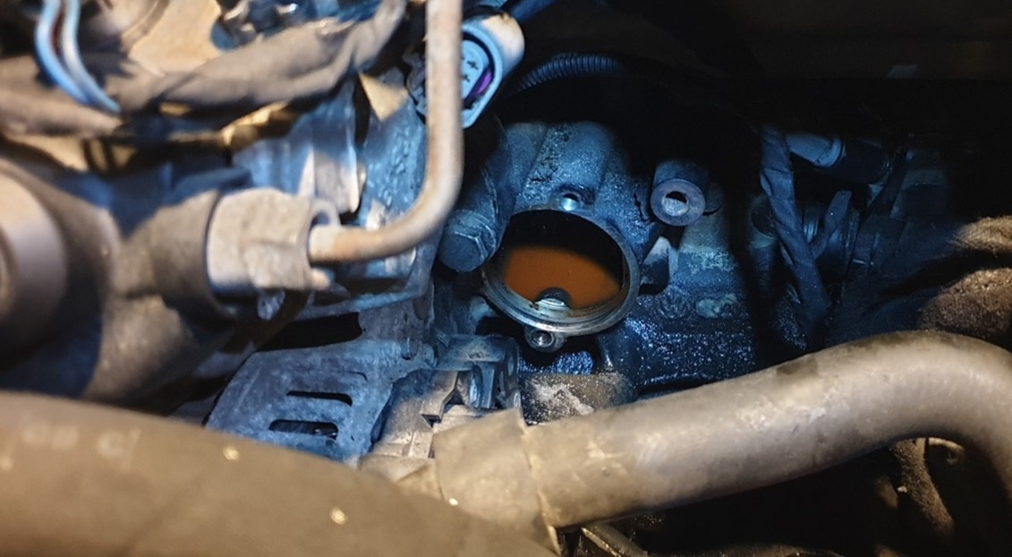 Замена термостата Фольксваген Пассат СС