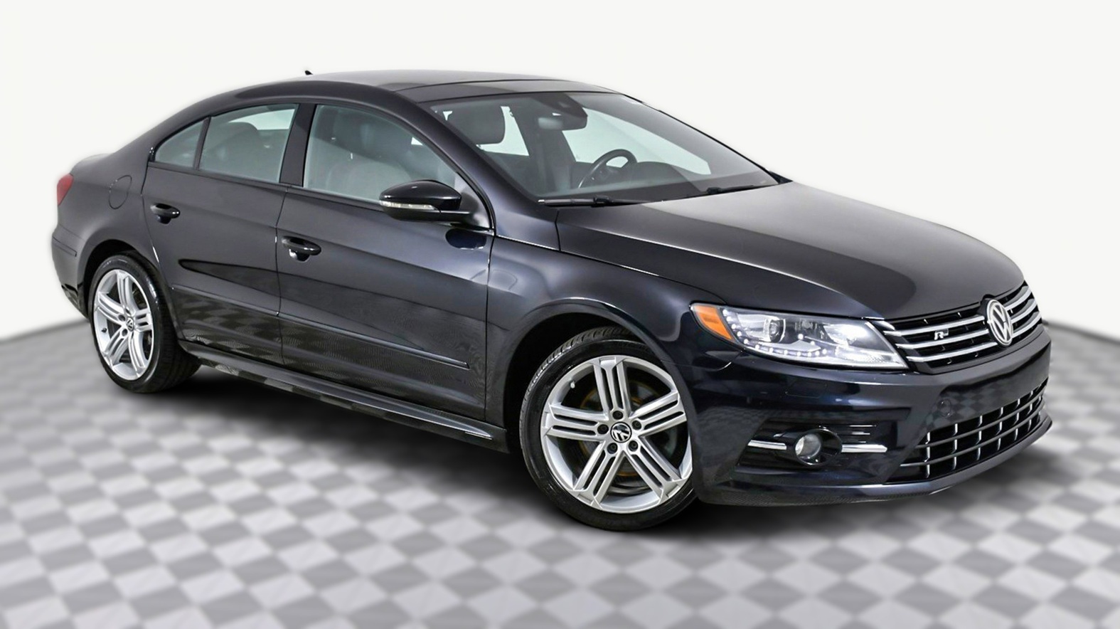 Фольксваген Пассат СС после замены втулок стабилизатора в автотехцентре