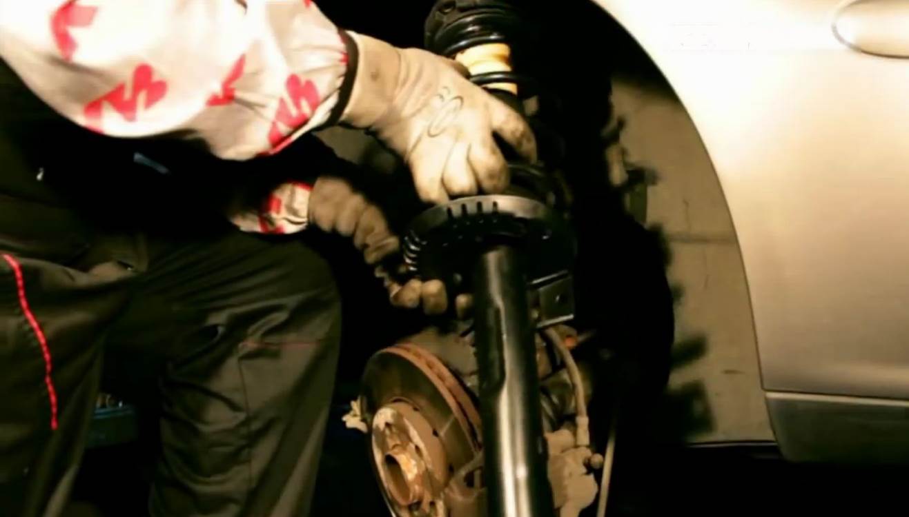 стойка амортизатора на Поло