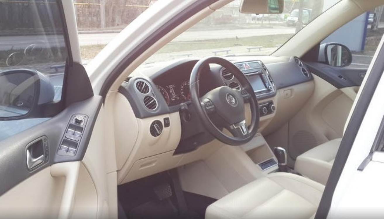 светлый салон