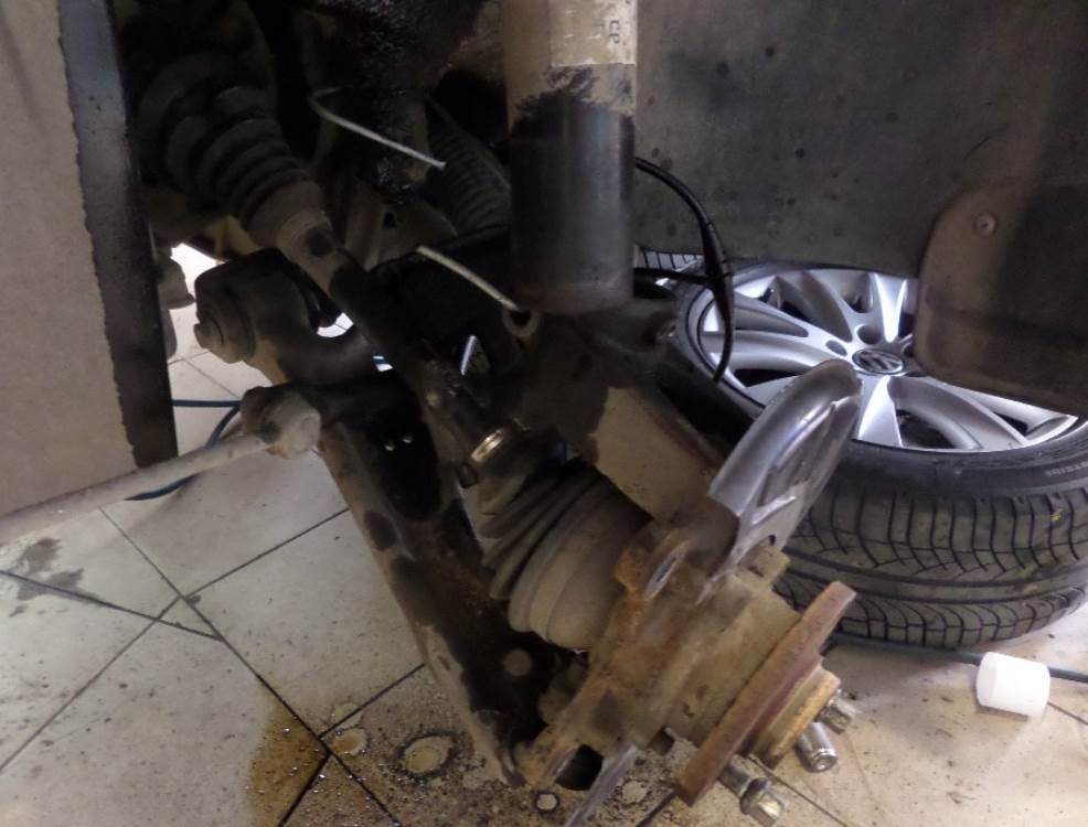 рычаги подвески на Тигуане