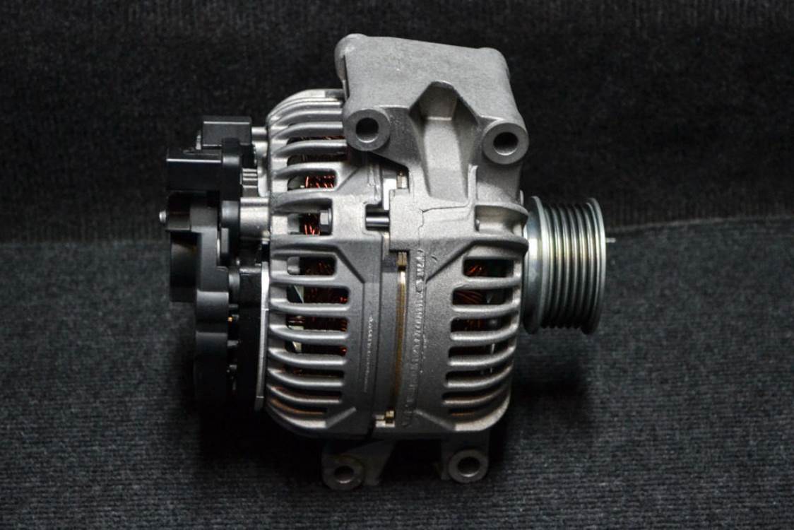 новый генератор на Фольксваген Тигуан