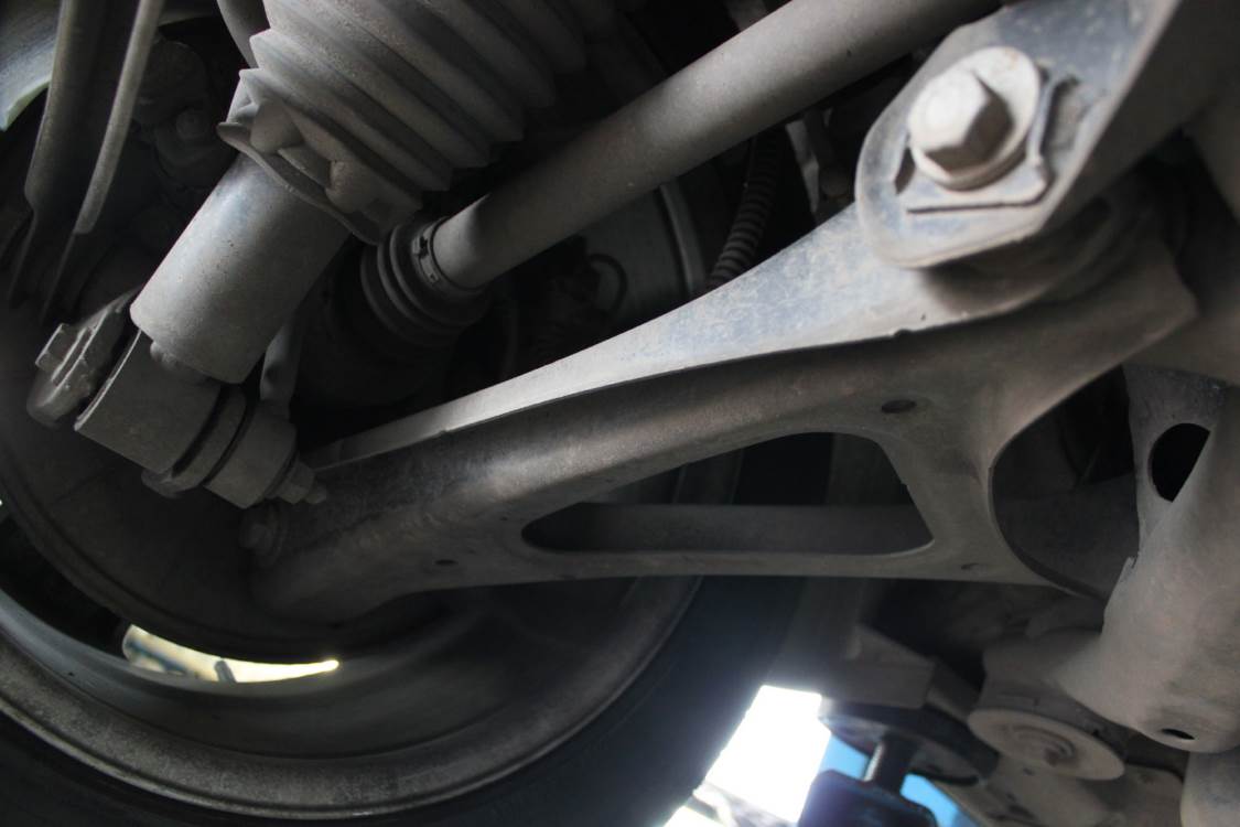 рычаг на Туареге