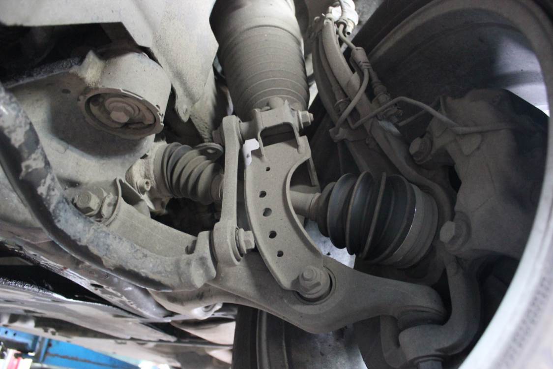 рычаги и ШРУС Фольксвагена Туарега