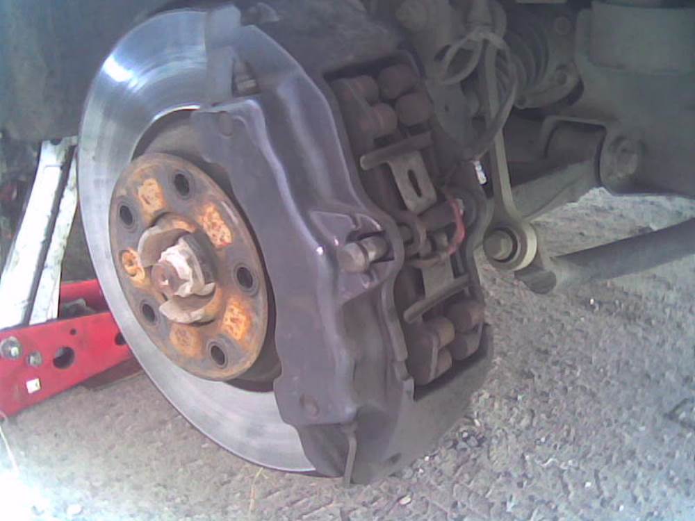 замена колодок на Туареге