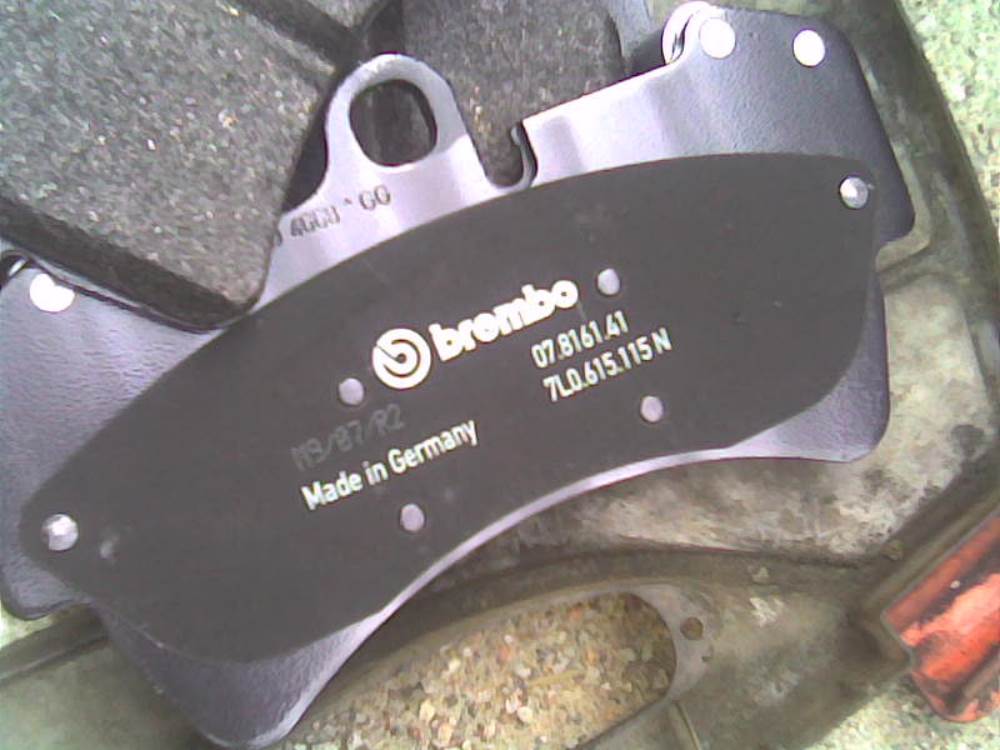 новая тормозная колодка