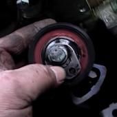 ролик натяжителя ремня ГРМ