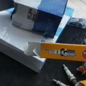 свеча зажигания в коробке