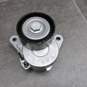 ролик натяжителя ремня