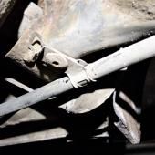 замена тросов ручника на Поло