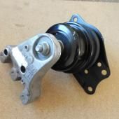 подушка двигателя